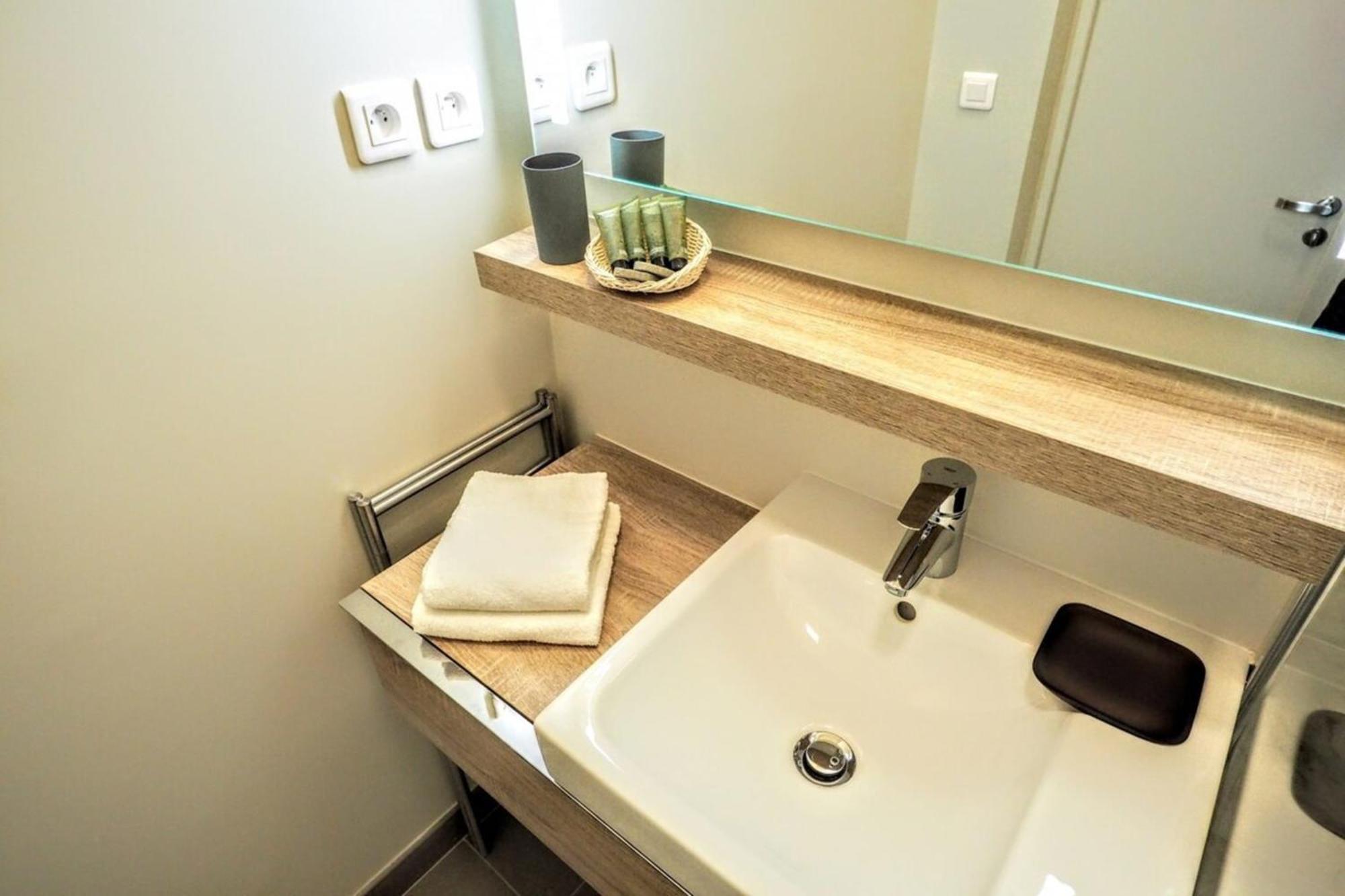 Moliere Chicsuites Paris Bagian luar foto