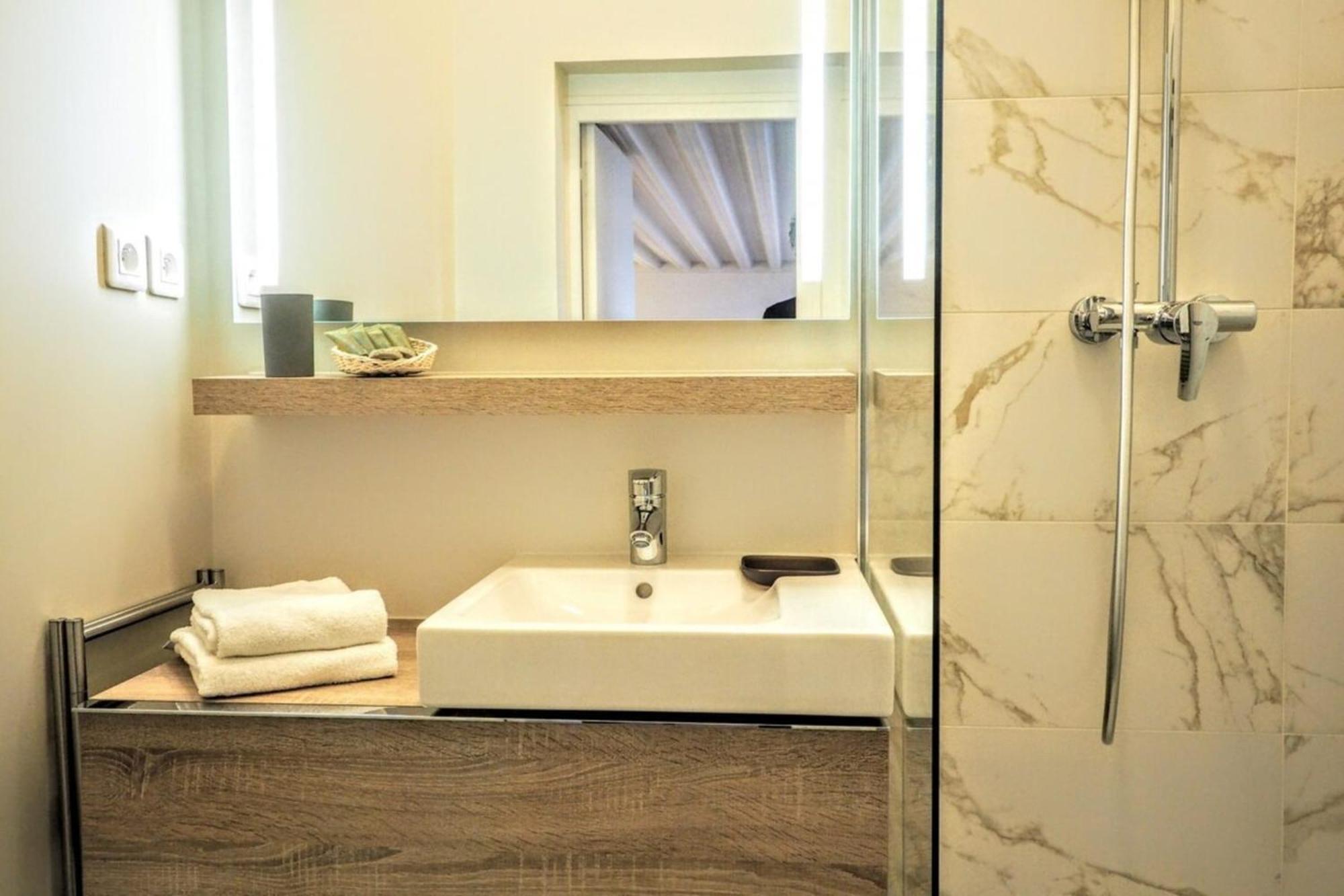Moliere Chicsuites Paris Bagian luar foto
