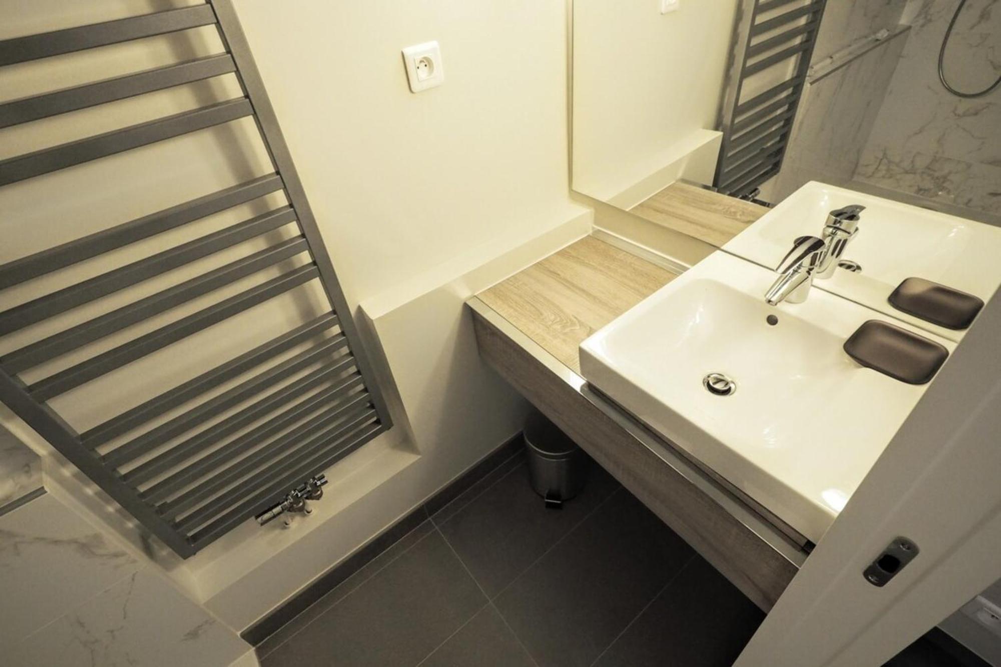 Moliere Chicsuites Paris Bagian luar foto